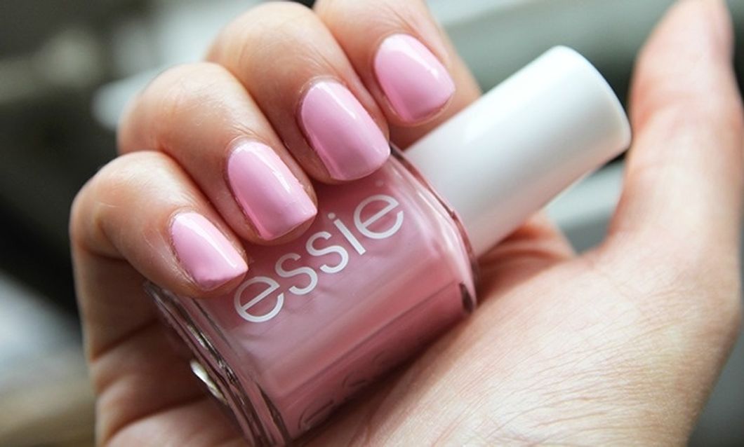 8 things you can do while waiting for your nails to dry