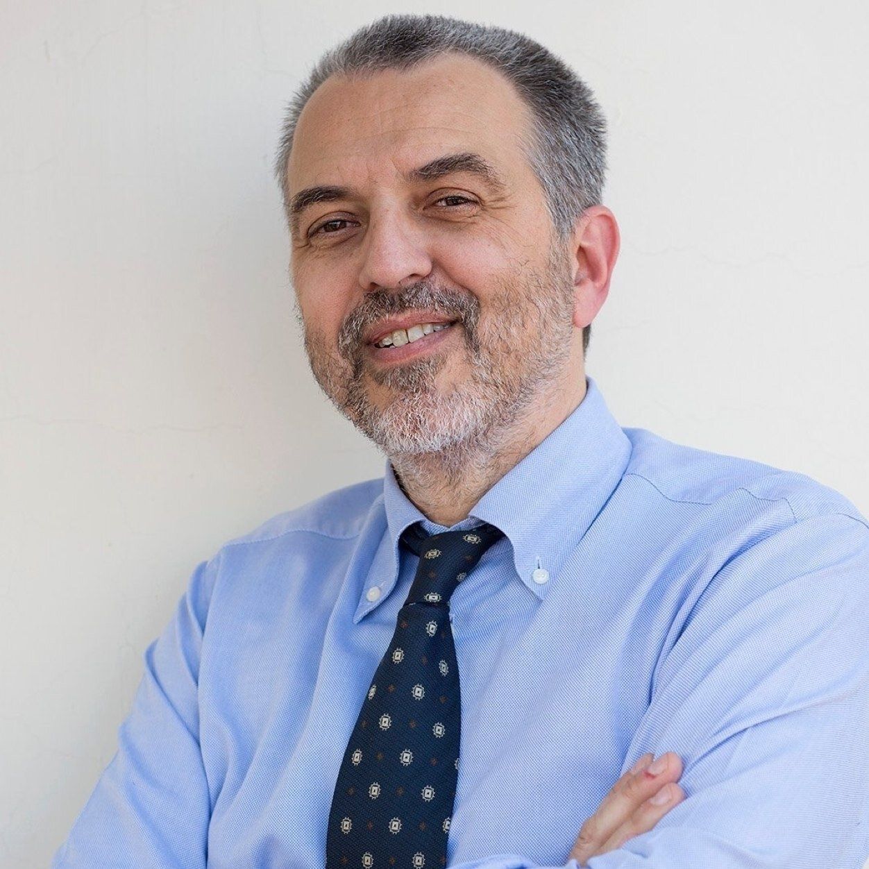 Il consigliere dem padre del lanciatore di uova in campagna elettorale diceva: «Sicurezza e telecamere»