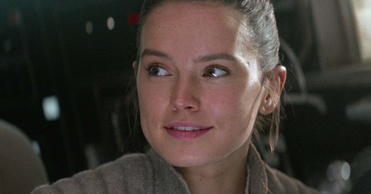 This 'Star Wars' Theory About Rey's Real Parents Would Make For A Much More Satisfying Reveal