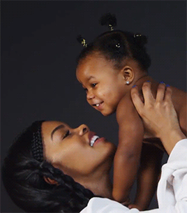 5 Celeb Moms Talk About Their Struggles With Postpartum Depression