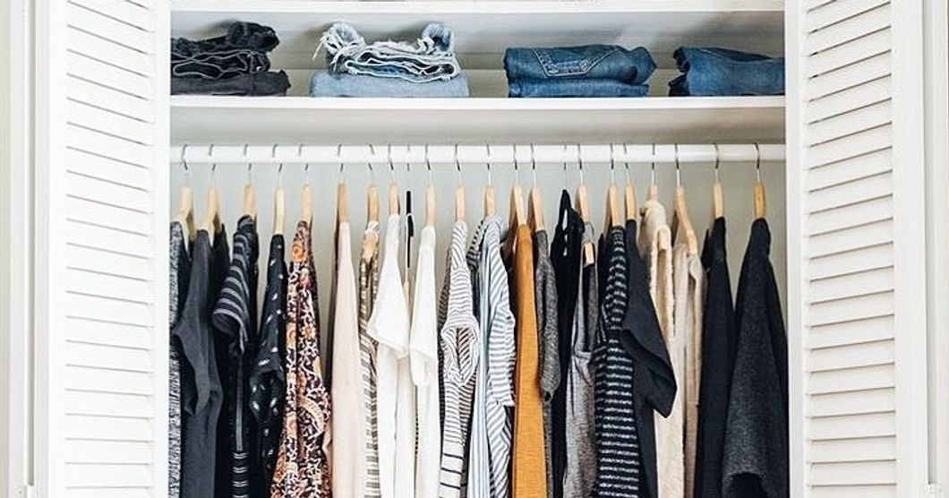 How to Build A Capsule Closet