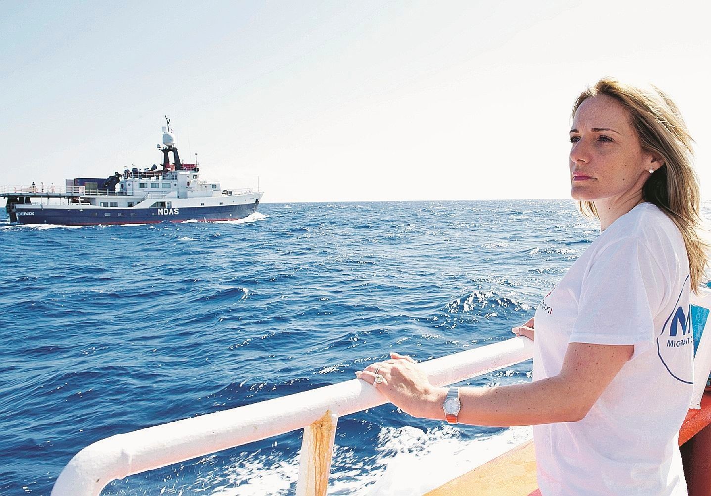 Chi si rivede, è tornata lady Moas e da Twitter spara contro il governo