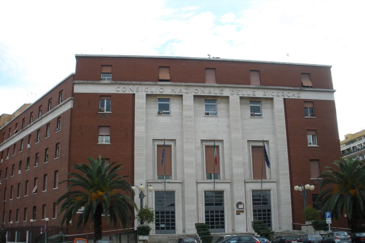 Un altro nume del Cnr contro Salvini: «È un cazzaro disumano e razzista»