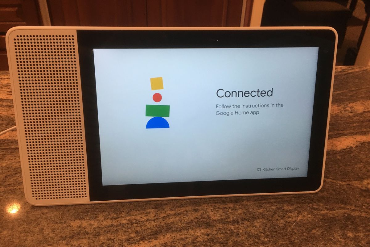 Lenovo Smart Display with Google Assistant Review