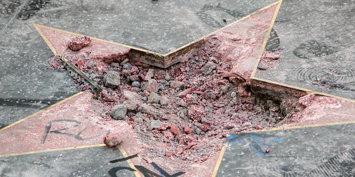 The Trump Star Protestors Are Teaming Up