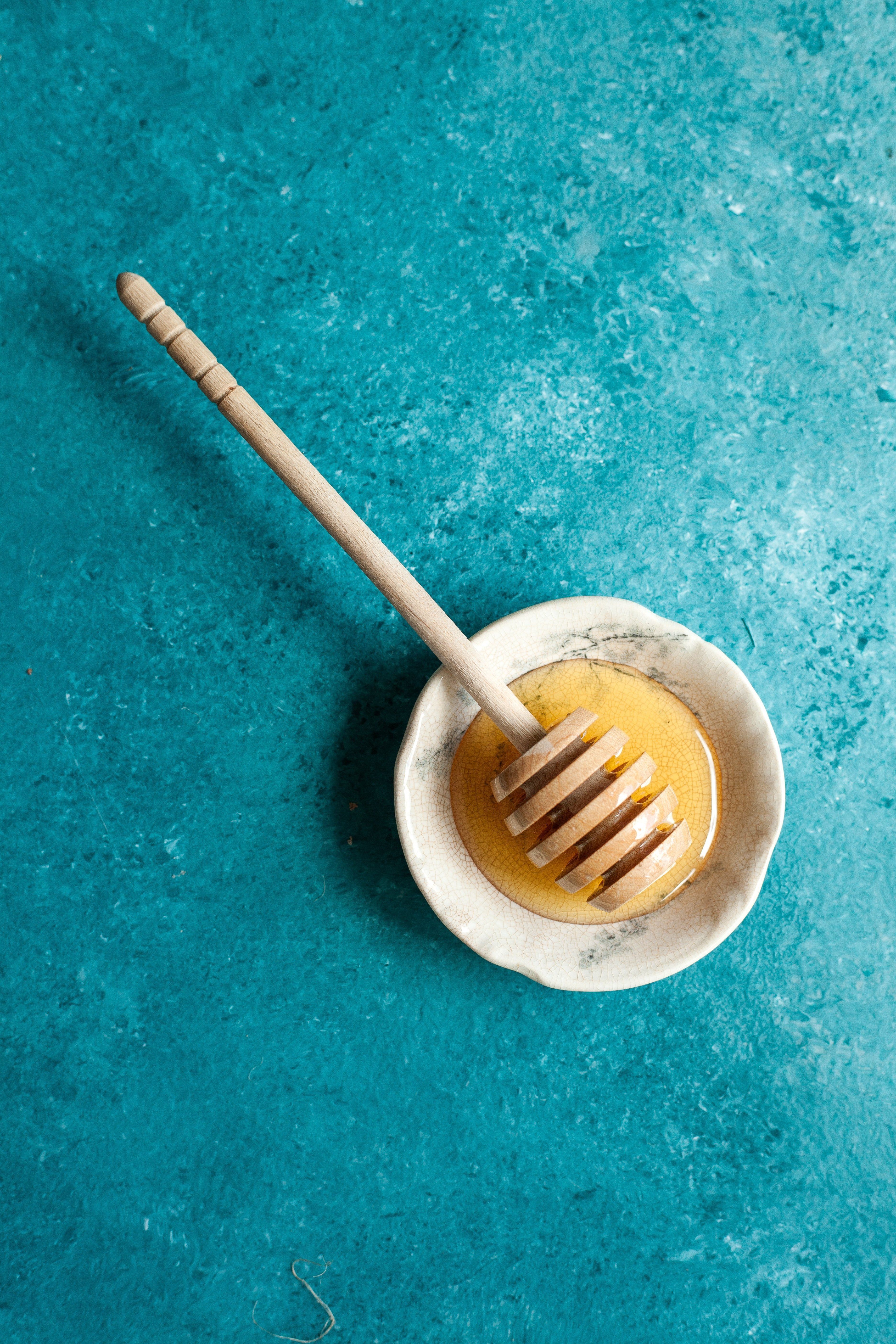 11 Beneficial Uses Of Raw Honey