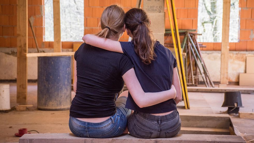 Your brain activity can reveal who your friends are