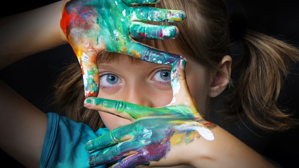 Curious kids have an advantage in learning, no matter their wealth. (Photo: Shutterstock)