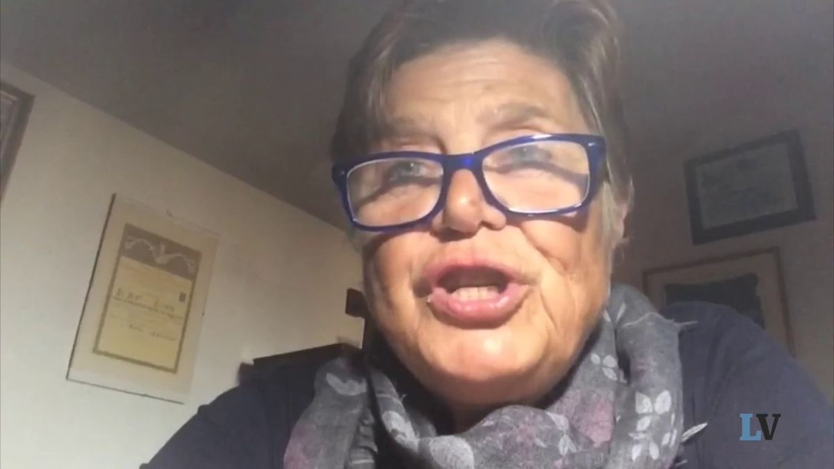 Caro Cacciari, lei si vergogna di essere italiano? Noi ne siamo fieri