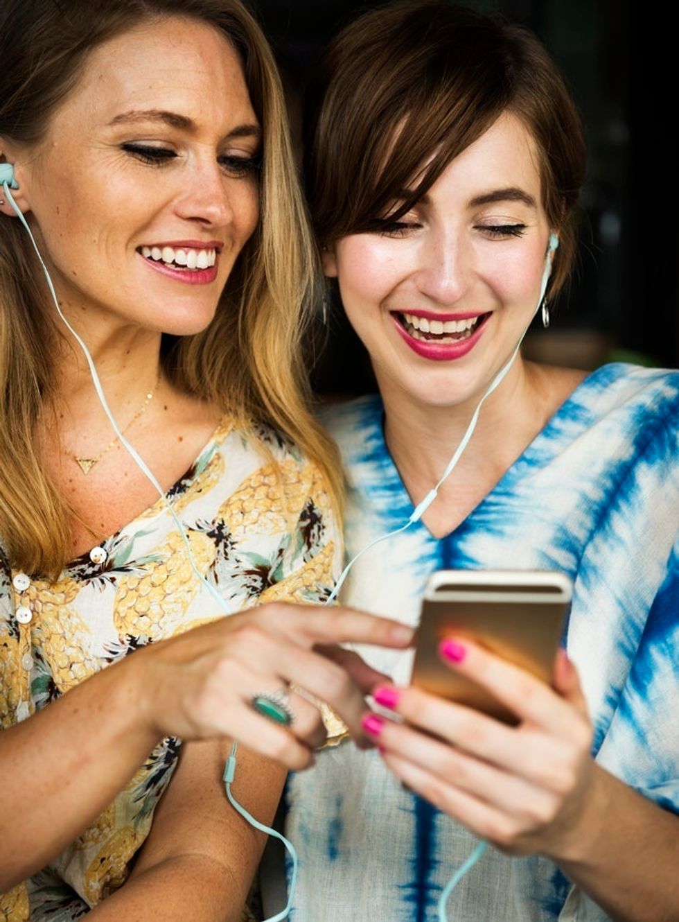 10 Christian Podcasts To Encourage College-Age Women, Of Faith Or Otherwise