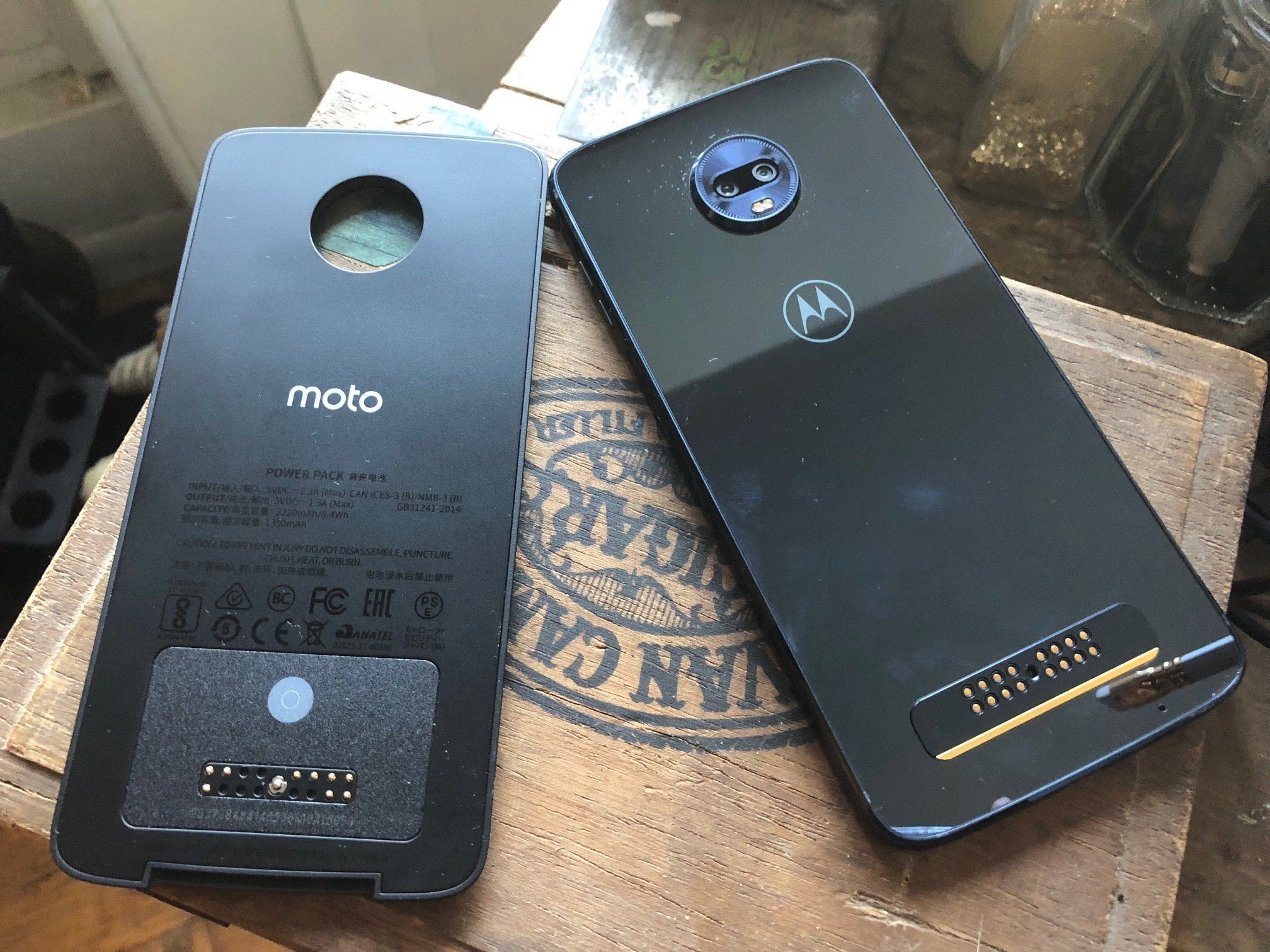 Moto Z3 Play Review: Higher price, but bigger (free) battery