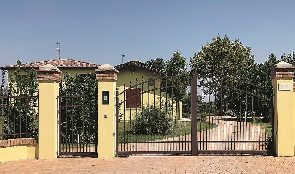 Viaggio a Castenaso, il crocevia degli affari tra i Renzi e i Conticini