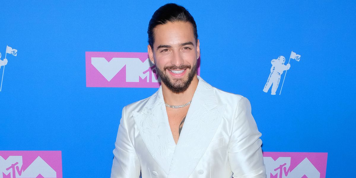 White Suits Popped On the VMAs Pink Carpet