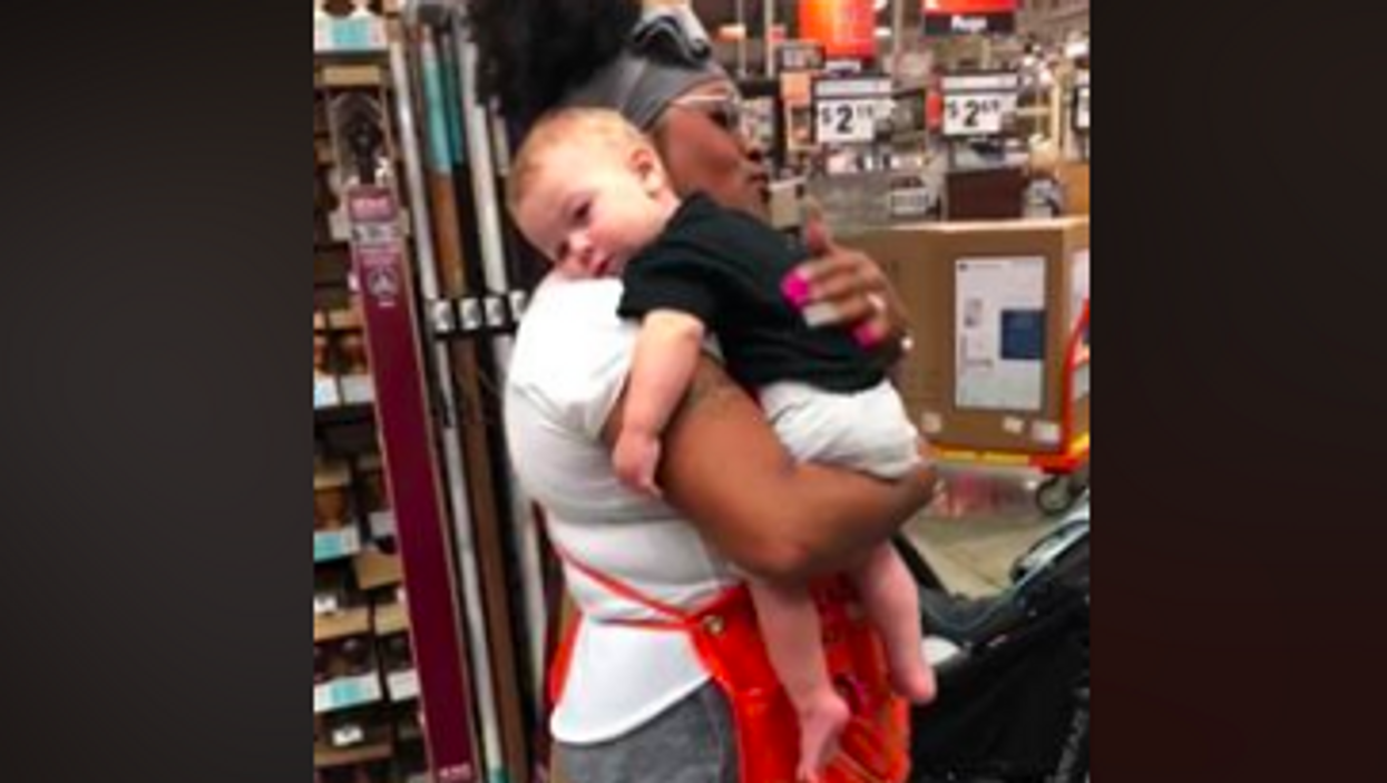 An Alabama clerk soothed a stranger's crying baby and we're all crying now