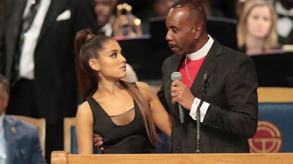 Ariana Grande Was Groped At Aretha Franklin's Funeral By A Pastor, And Somehow People Blamed Her