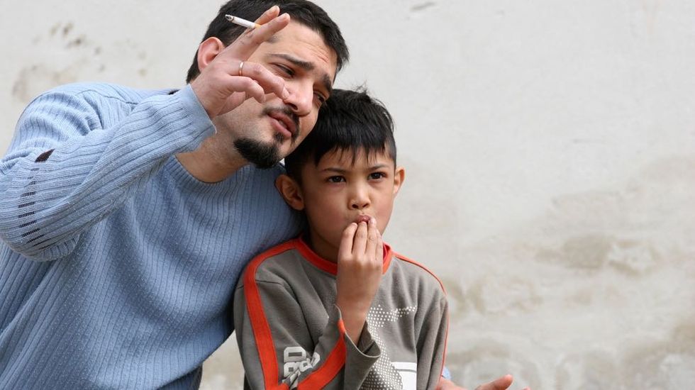 Secondhand Smoke is Child Abuse, Says Medical Expert
