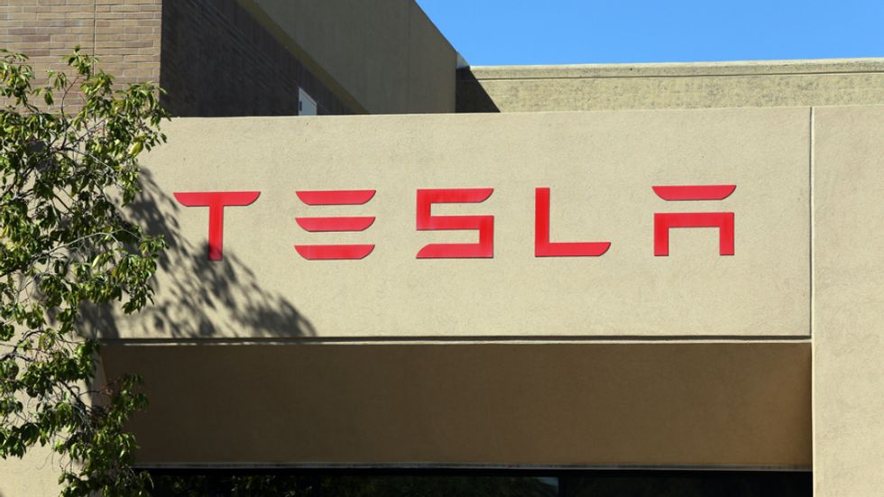 Stock Market Can't Resist Tech Celebrities' Tweets