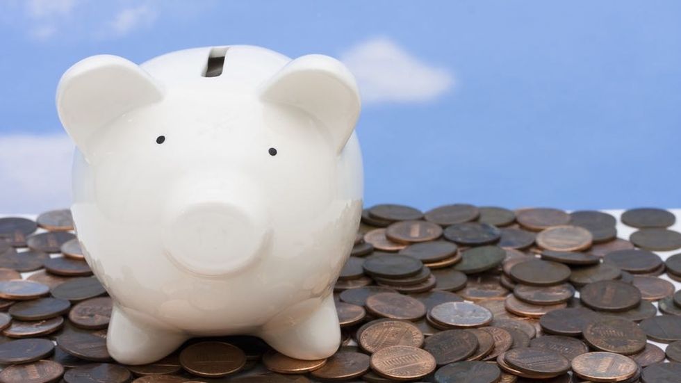For Biggest Economic Bang, Give Middle Class a Windfall