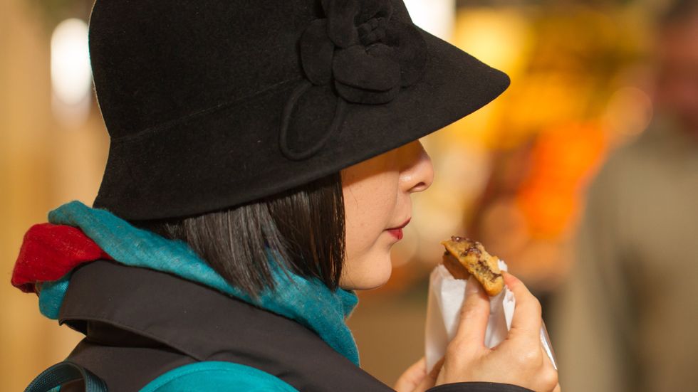 Loneliness May Cause Healthy Women to Eat More