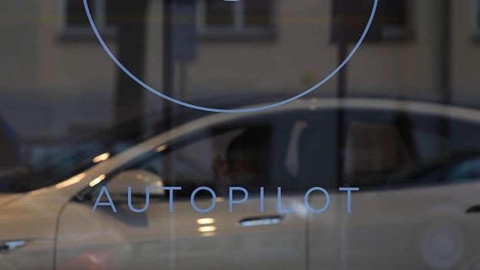 We’ll Have Self-Driving Cars as Taxis by 2030
