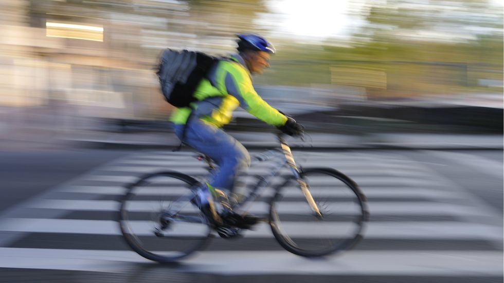 Infographic: Reasons to Consider a Bike Commute
