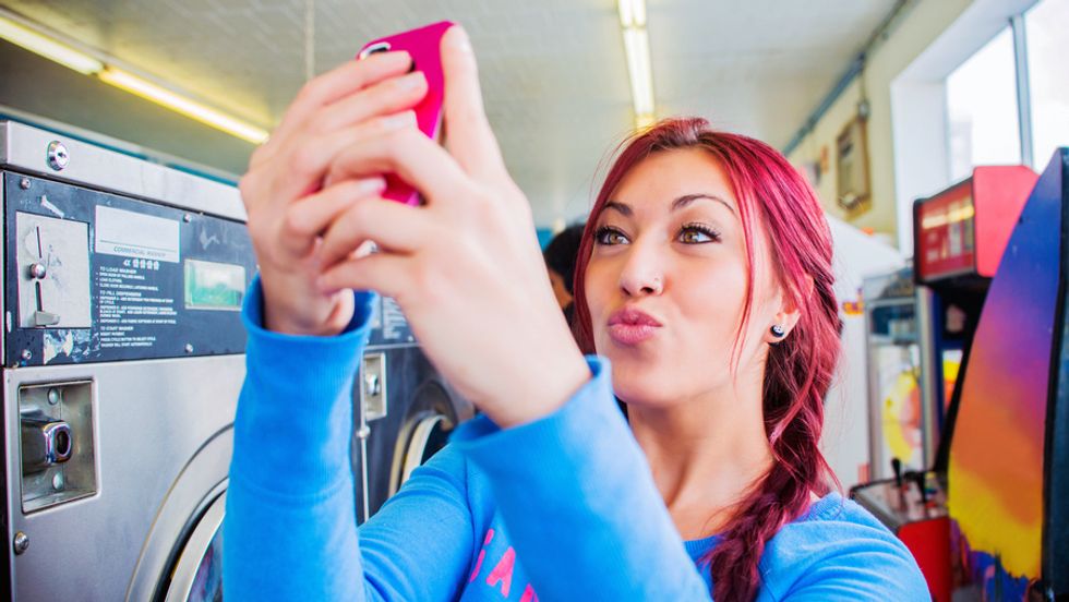 Selfies and the Corrosion of Human Memory