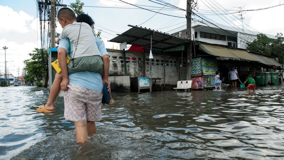 Two Flaws of Human Rationality May Make It Impossible to Solve the Climate Crisis