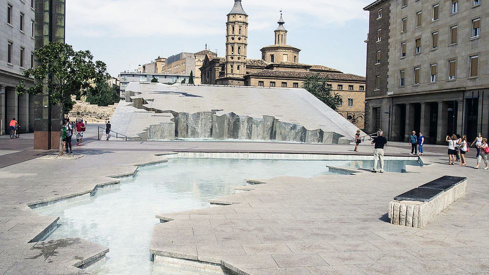 The Fountain of Hispanicity (Gets Two Things Wrong)