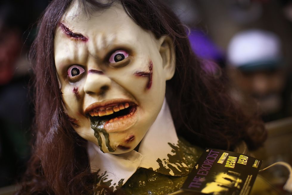 Horror mask