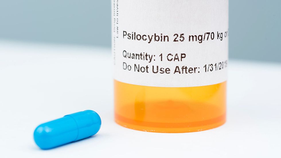 Studies: One Dose of "Psilocybin" from Magic Mushrooms Relieves Depression in 80% of Cancer Patients