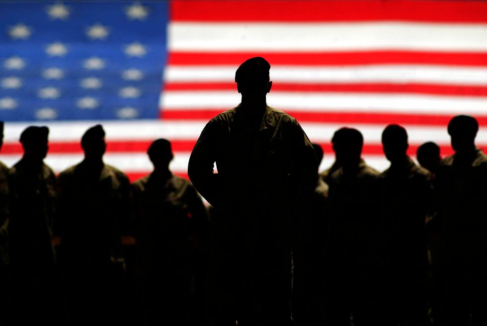 Soldiers with American flag