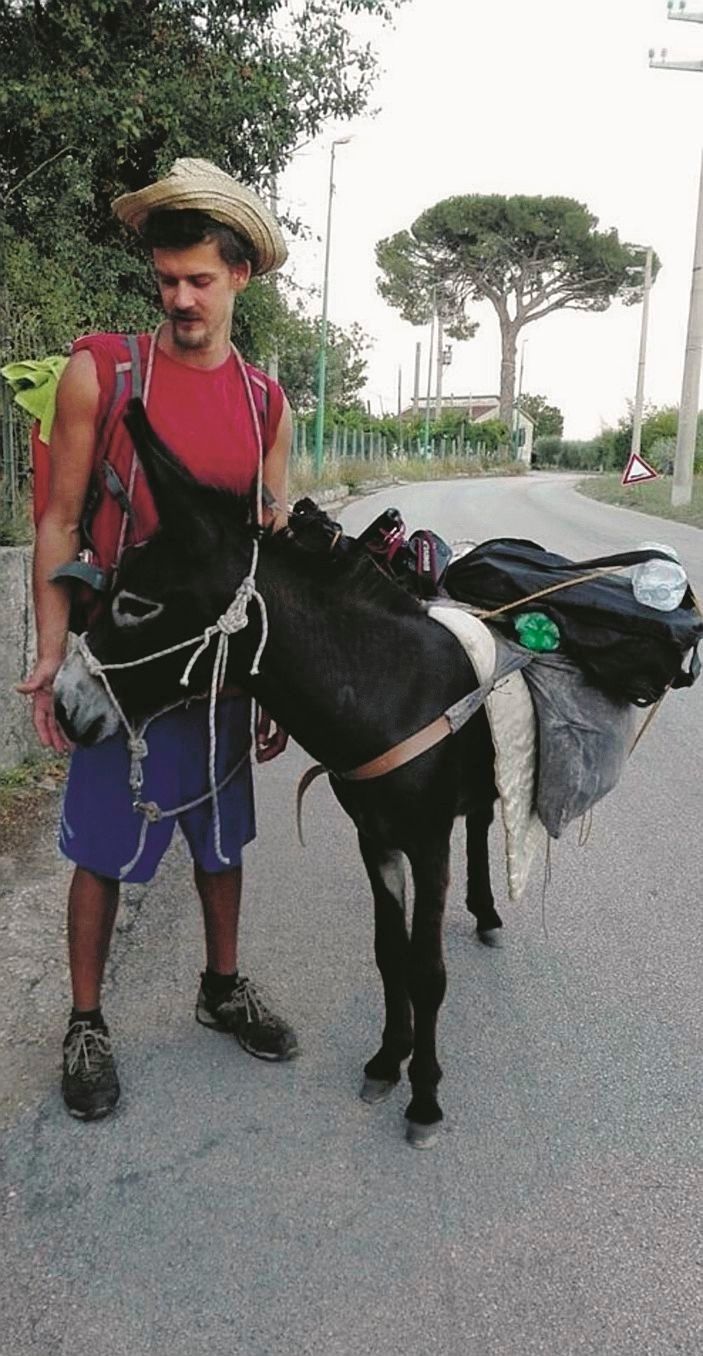 «Ho girato l’Italia con una star: l’asinello Piriddu»