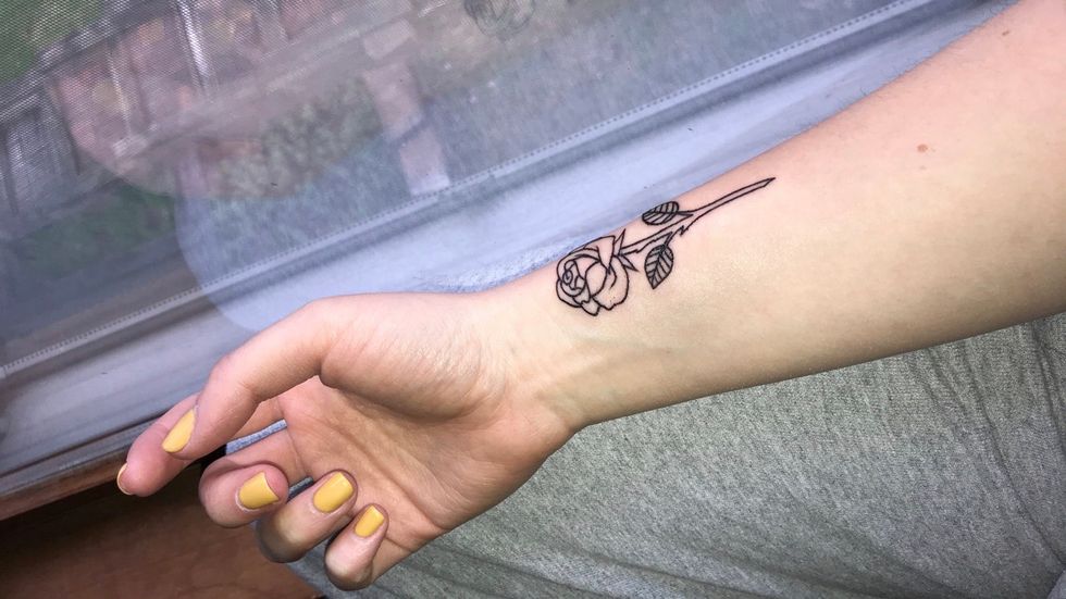 a-realistic-guide-to-getting-your-first-tattoo-when-you-have-a-low-pain