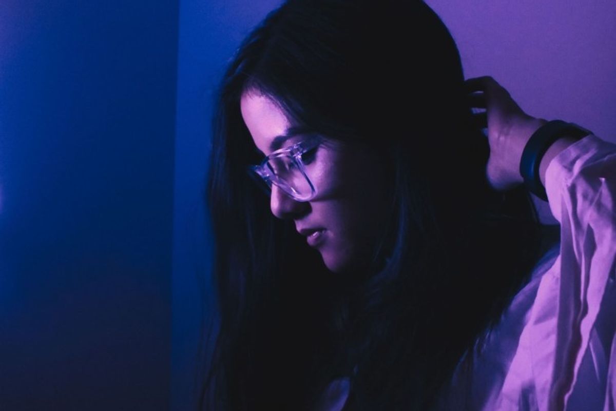 INTERVIEW | Indie-Pop Singer Navakaine Talks Coming-of-Age
