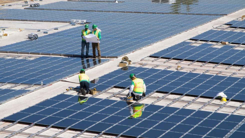 Ray Kurzweil Solar Will Power The World In 16 Years
