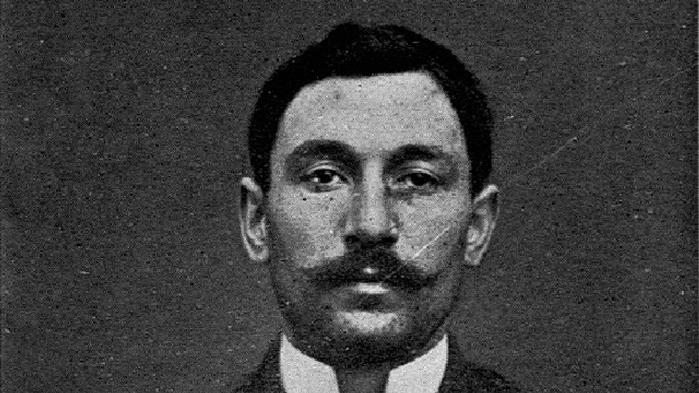 How Vincenzo Peruggia Created the Mona Lisa—by Stealing Her