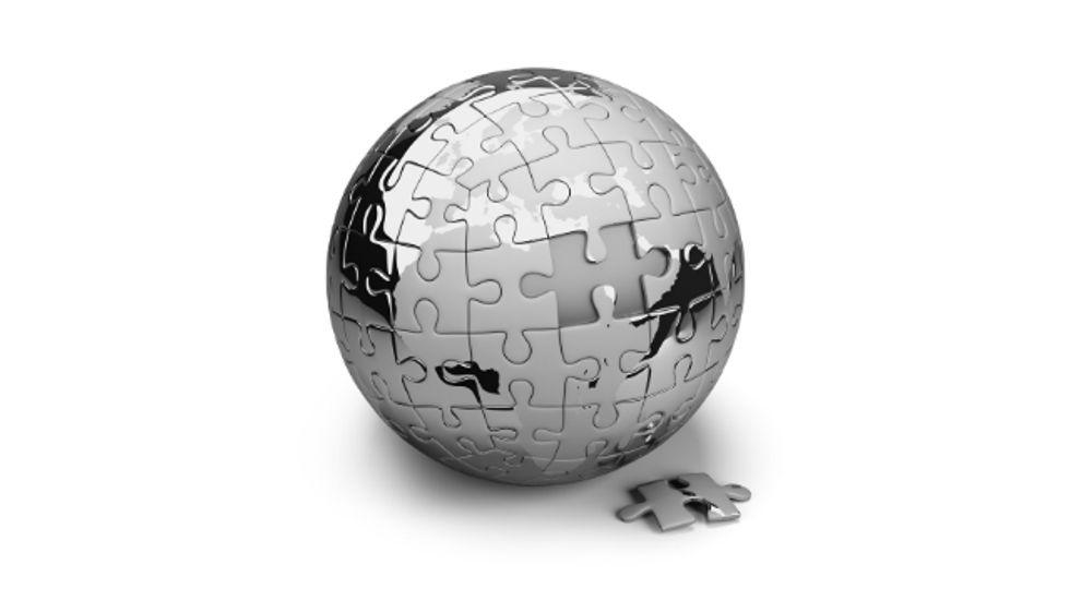 Winners and Losers in a Superpower-less World