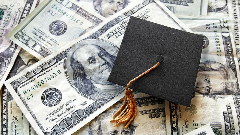Peter Thiel Will Pay You To Drop Out Of College