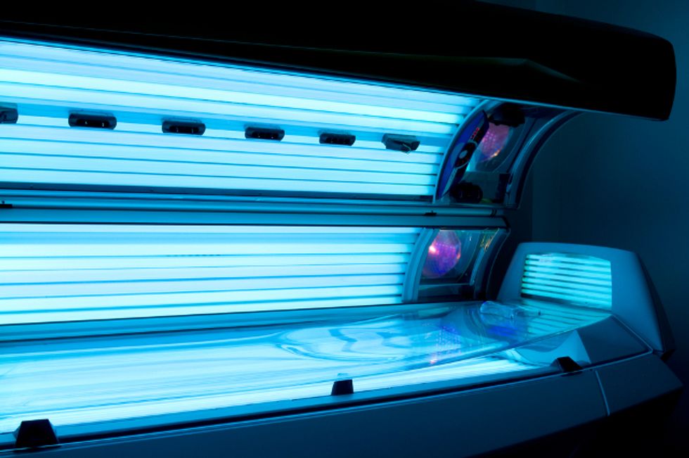 Tanning Salons Say They're Victims of the "Sun Scare Industry"
