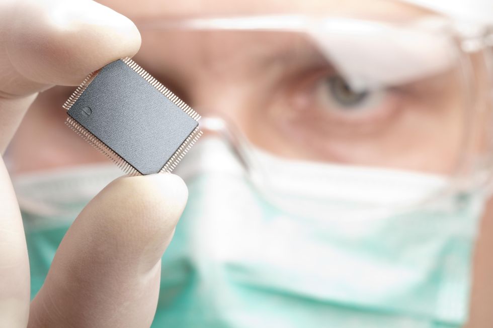 Electronic Implant Controls Appetite and Weight Gain