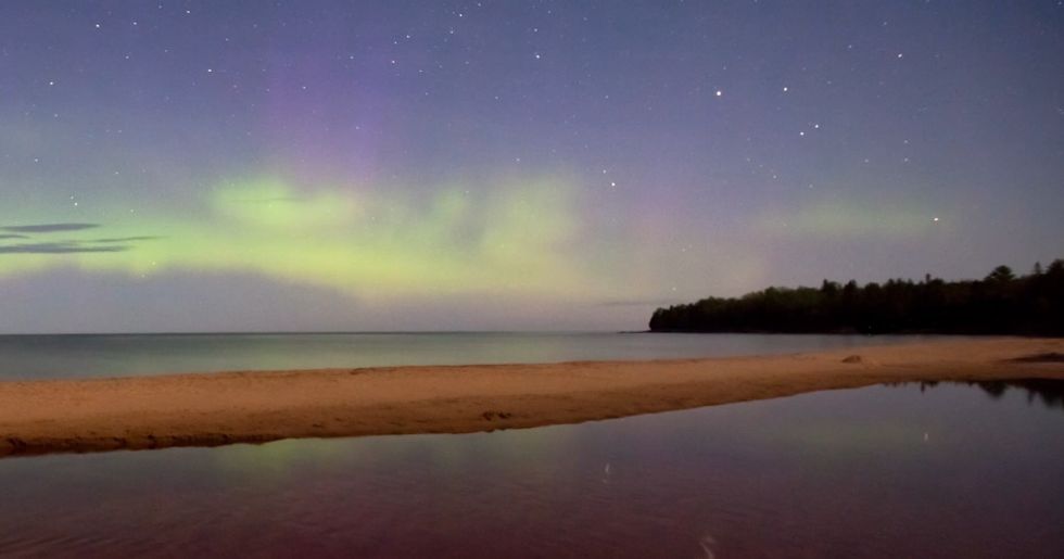 Watch this Amazing Time-Lapse of the Northern Lights