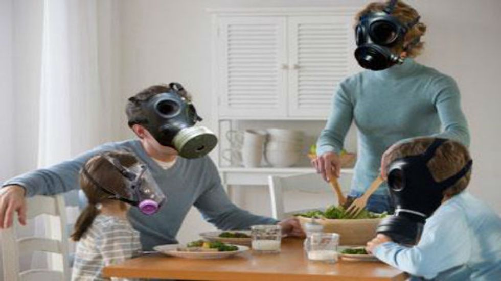 Every Breath You Take. The Hidden Danger of the Aeolian Plankton
