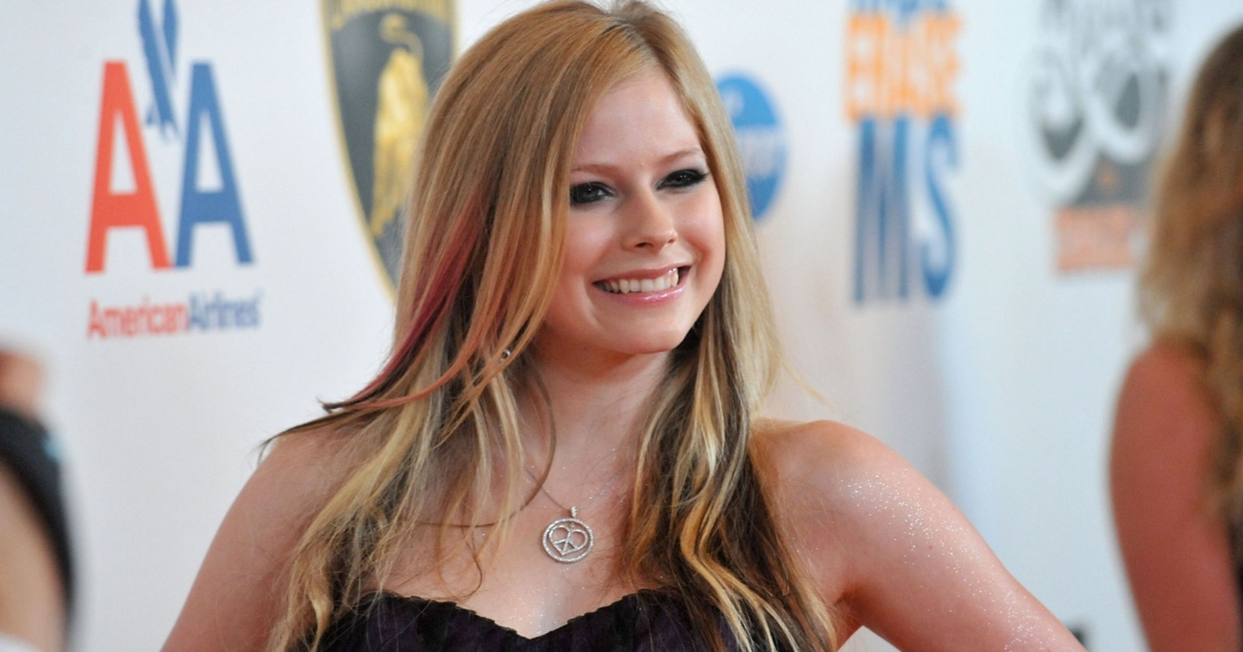 Avril Lavigne Opens Up About Her Struggle With Lyme Disease And Announces New Single