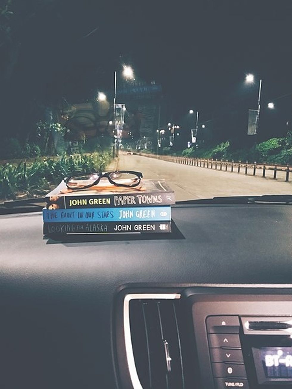 5 Reasons You Should Read Looking For Alaska