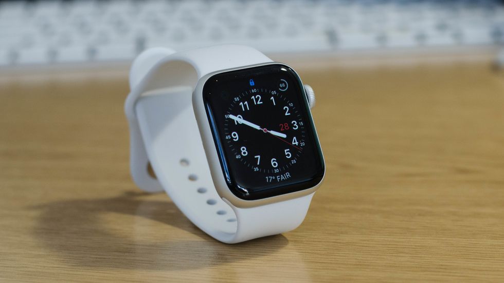 a photo of apple watch 4