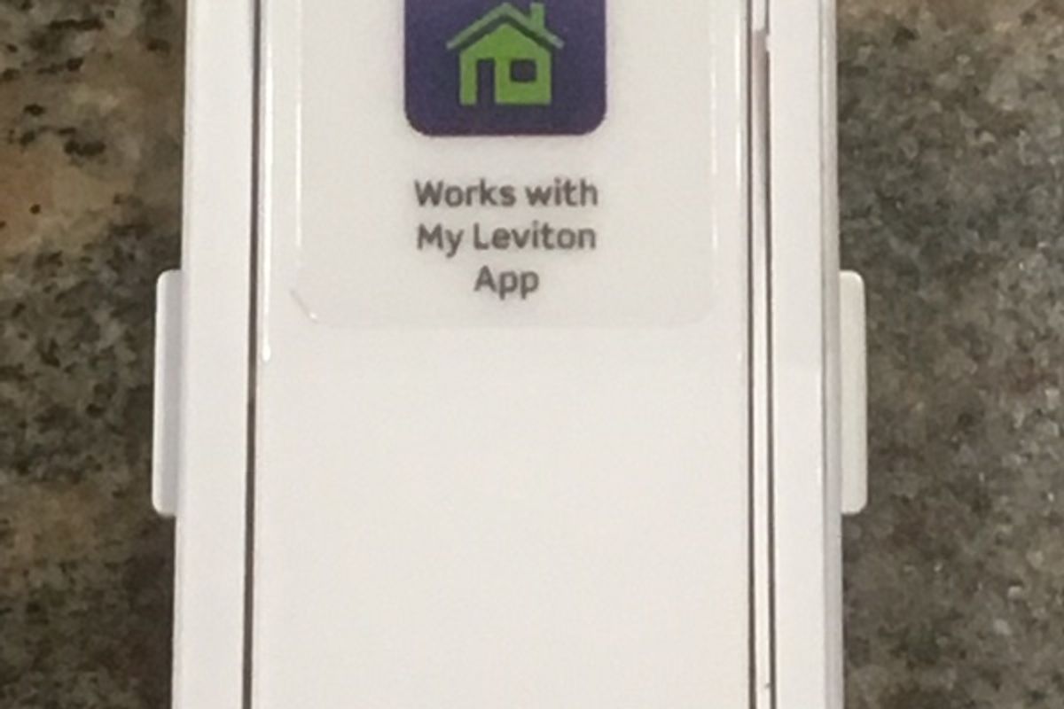 Photo of Leviton Decora Smart Switch with Z-Wave