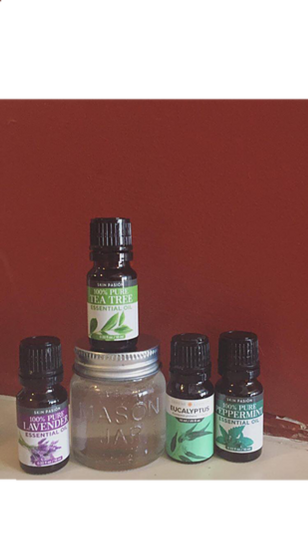 4 Essential Oils That Help Reduce Anxiety