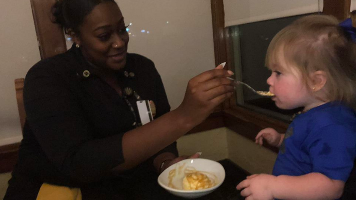 This server at a North Carolina Olive Garden fed a fussy baby, and now our hearts are all warm