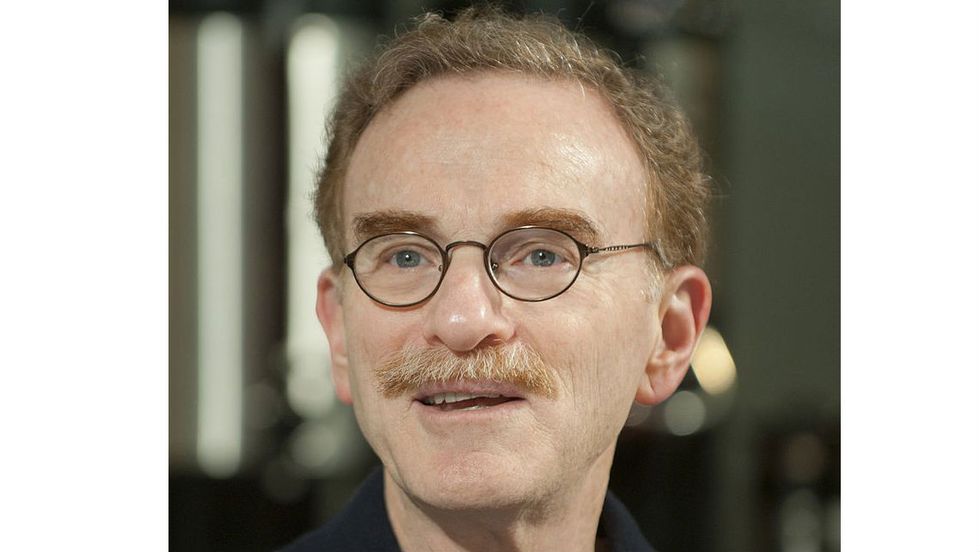 Nobel Prize Winner Takes a Stand Against the 'Tyranny' of the Luxury Science Journals