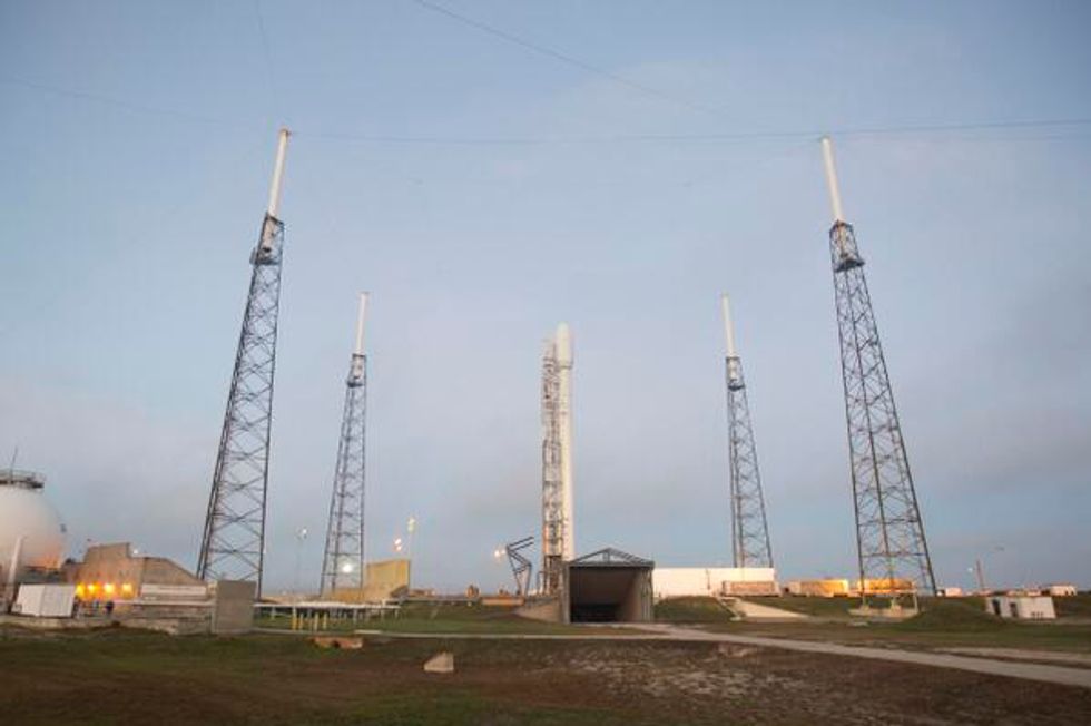 SpaceX Falcon 9 Set to Launch Thaicom-6 Tonight. Watch it LIVE